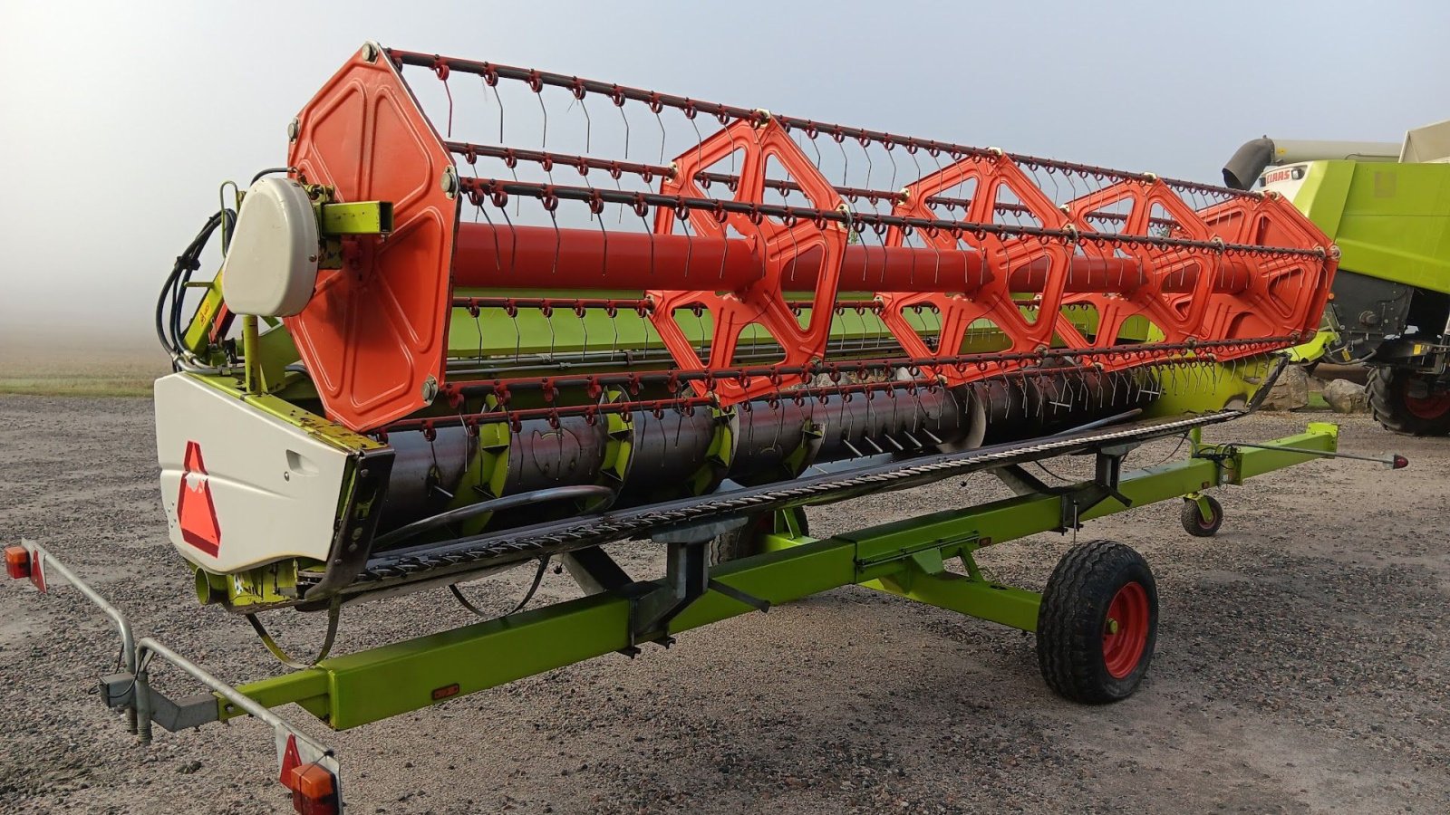 Mähdrescher of the type CLAAS Lexion 520cebis 20fods, Gebrauchtmaschine in Thisted (Picture 3)