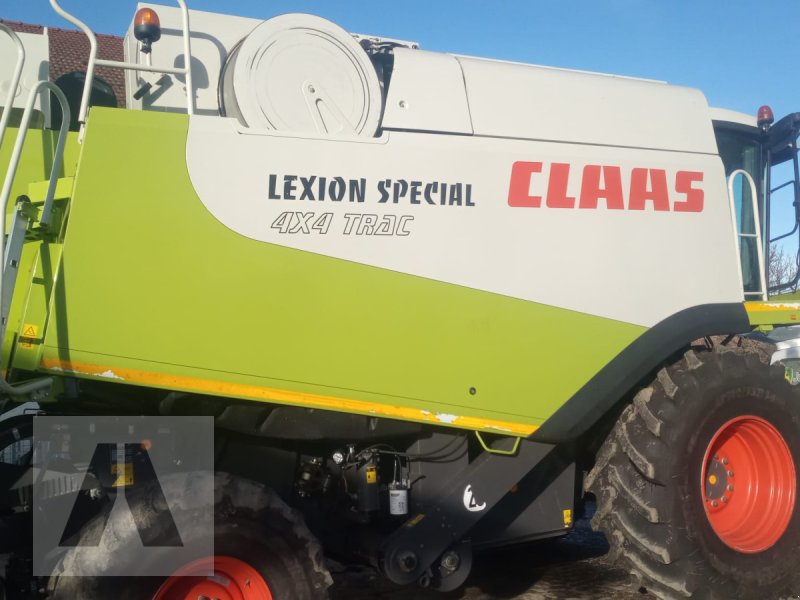 Mähdrescher типа CLAAS Lexion 530, Gebrauchtmaschine в Soyen