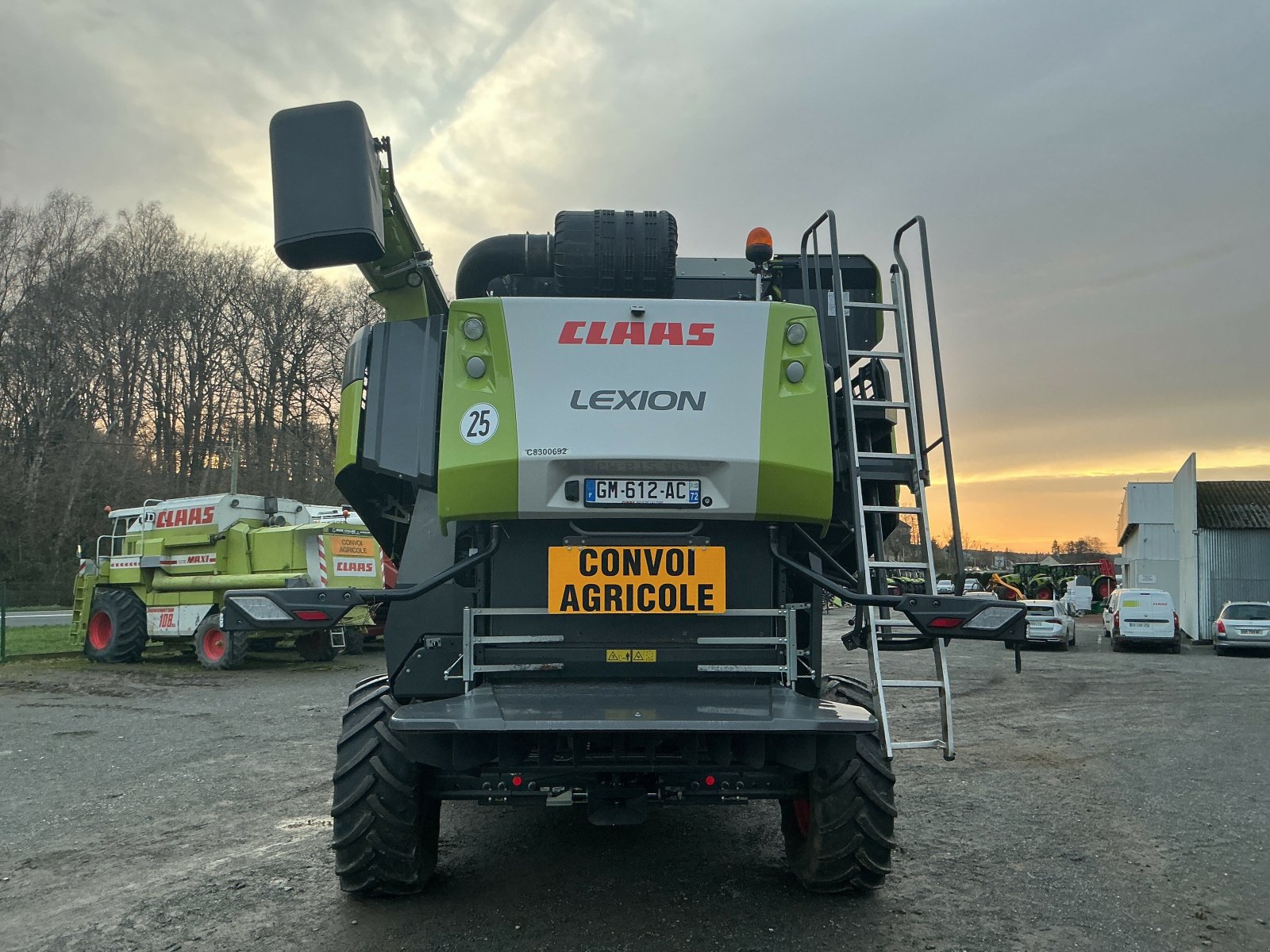 Mähdrescher vrste CLAAS LEXION 5300 OFFRE EXCLUSIVE, Gebrauchtmaschine v ST CLEMENT DE LA PLACE (Slika 7)
