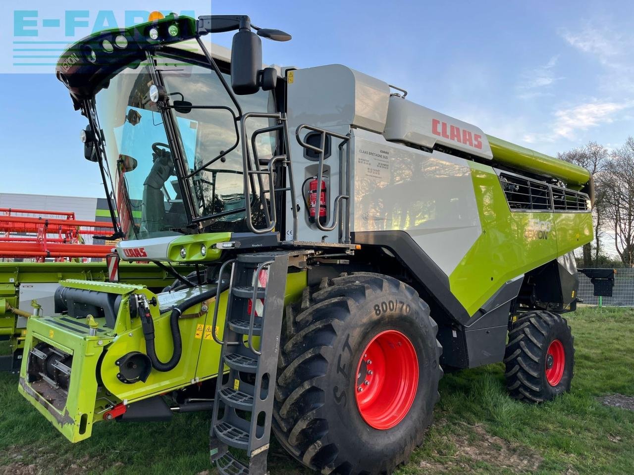 Mähdrescher des Typs CLAAS lexion 5300, Gebrauchtmaschine in PONTIVY (56 - MORBIHAN) (Bild 2)