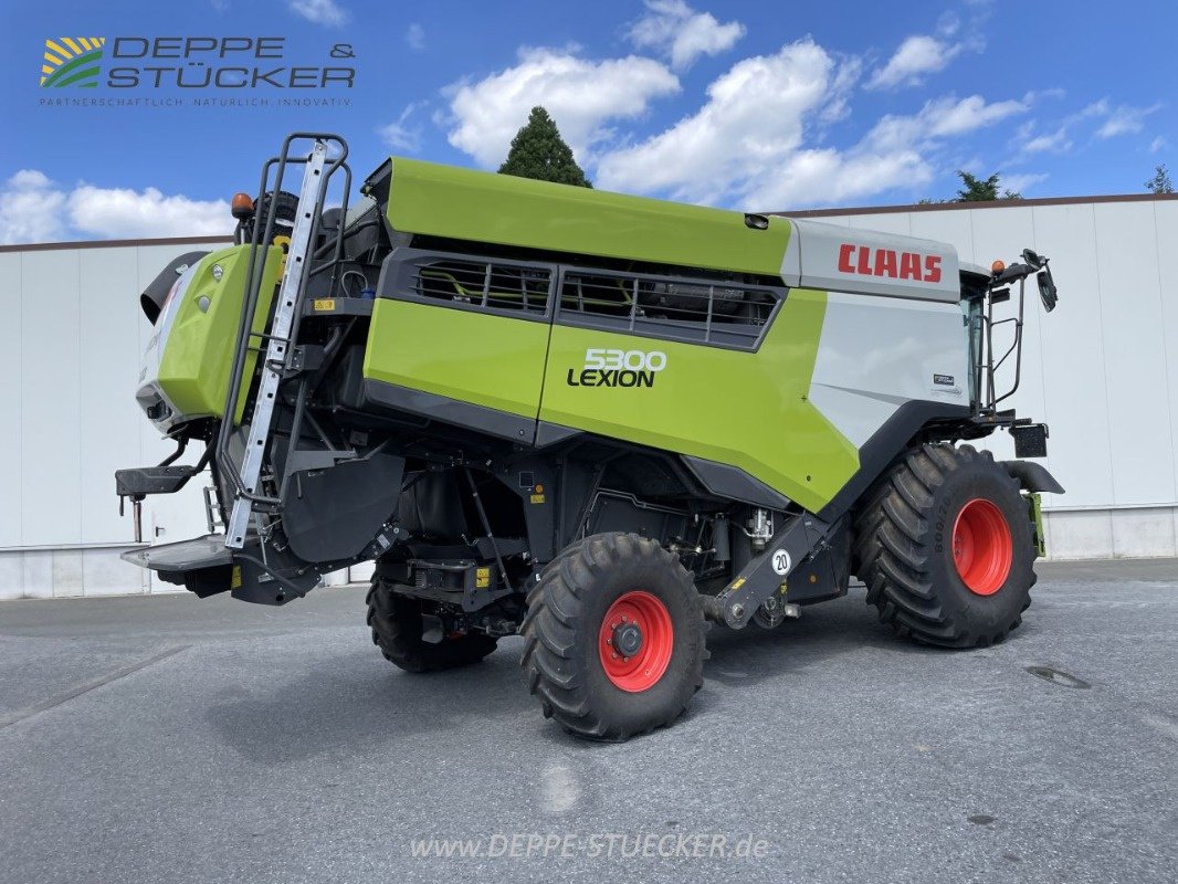 Mähdrescher of the type CLAAS Lexion 5300, Gebrauchtmaschine in Rietberg (Picture 7)