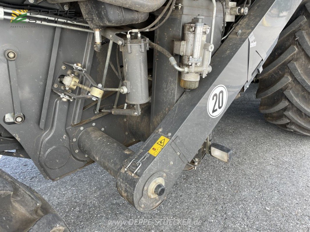 Mähdrescher of the type CLAAS Lexion 5300, Gebrauchtmaschine in Rietberg (Picture 13)