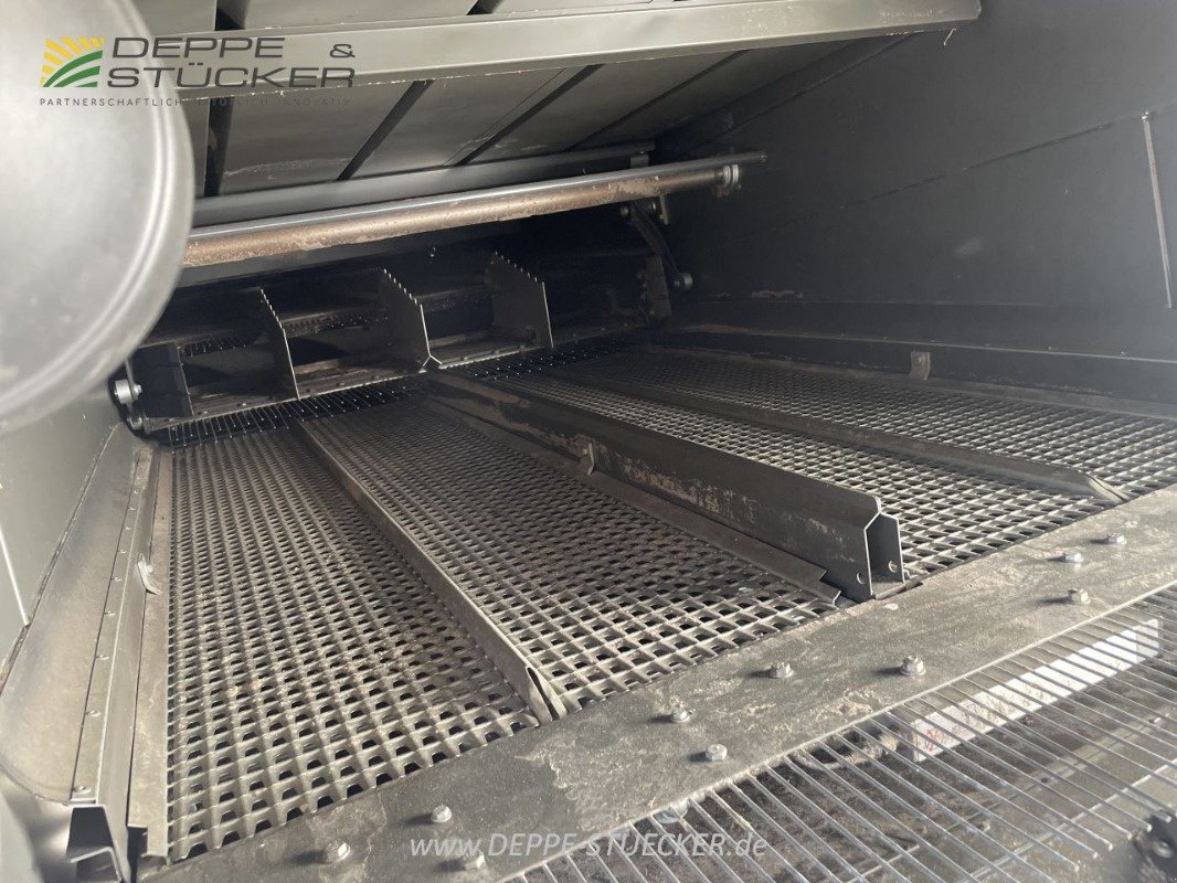 Mähdrescher of the type CLAAS Lexion 5300, Gebrauchtmaschine in Rietberg (Picture 15)