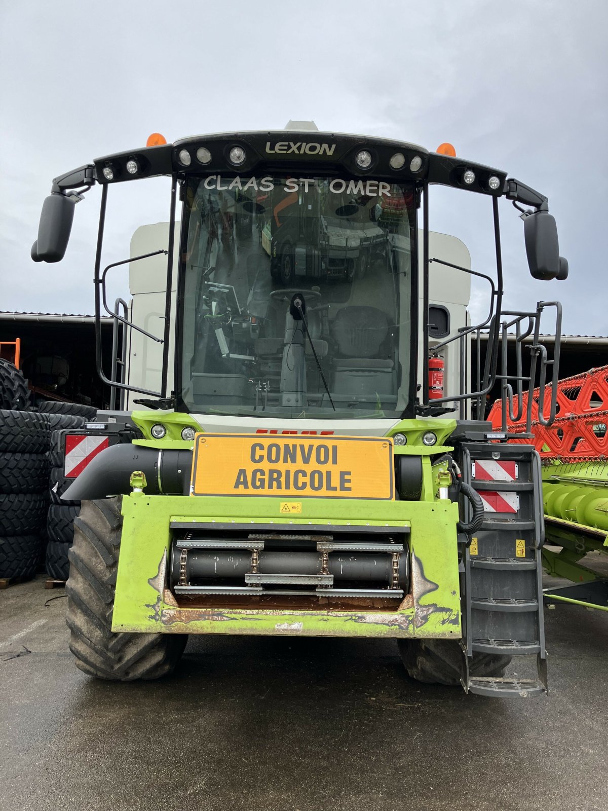 Mähdrescher Türe ait CLAAS LEXION 5300, Gebrauchtmaschine içinde BLENDECQUES (resim 2)