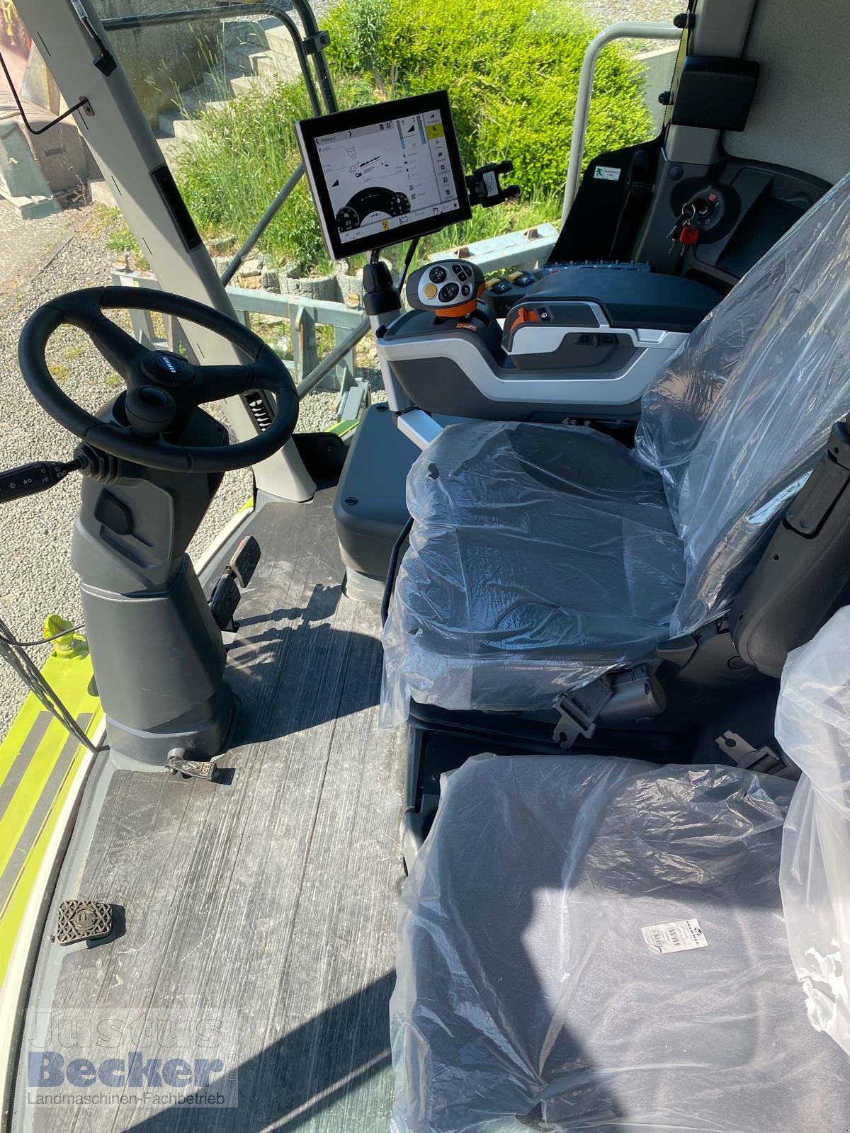 Mähdrescher of the type CLAAS Lexion 5300, Gebrauchtmaschine in Weimar-Niederwalgern (Picture 12)