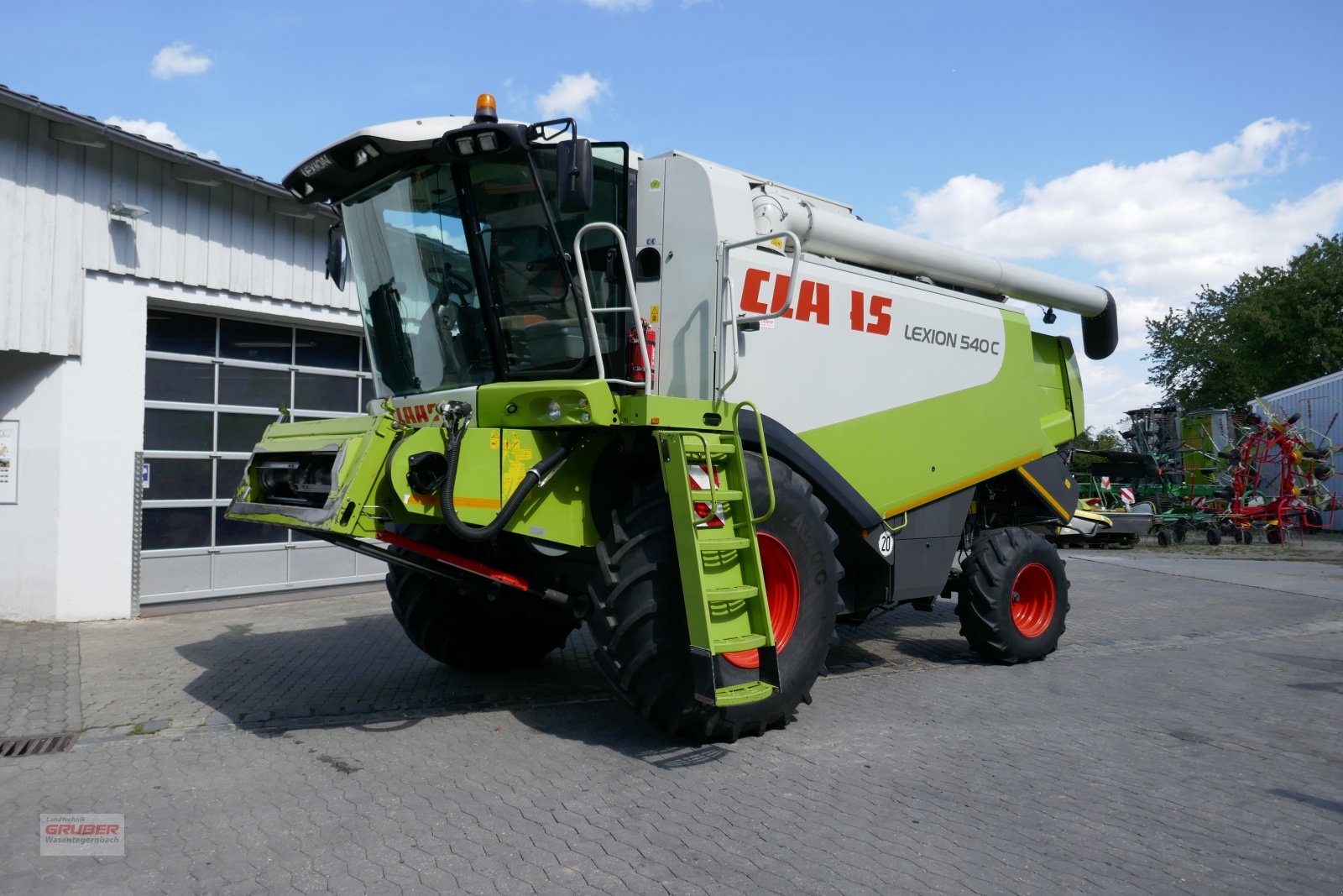 Mähdrescher del tipo CLAAS Lexion 540 C, Gebrauchtmaschine In Dorfen (Immagine 1)