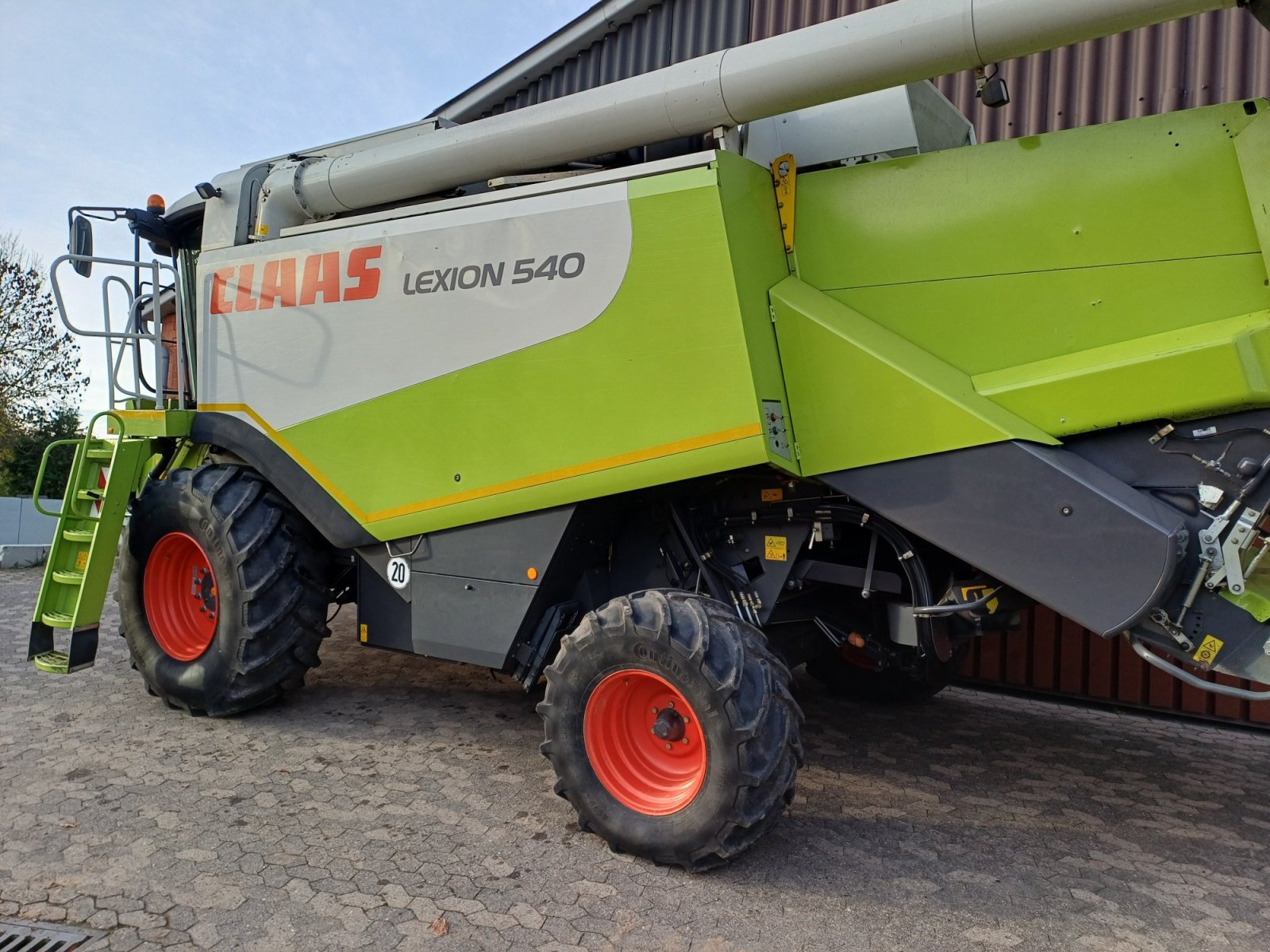 Mähdrescher of the type CLAAS Lexion 540 C, Gebrauchtmaschine in Petershagen (Picture 2)