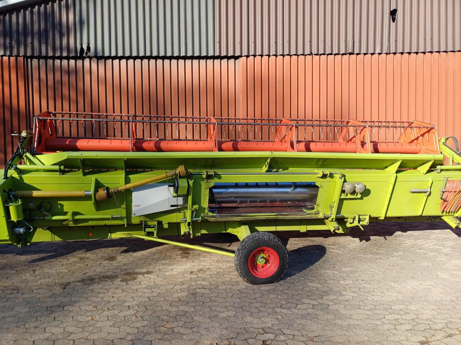 Mähdrescher of the type CLAAS Lexion 540 C, Gebrauchtmaschine in Petershagen (Picture 10)