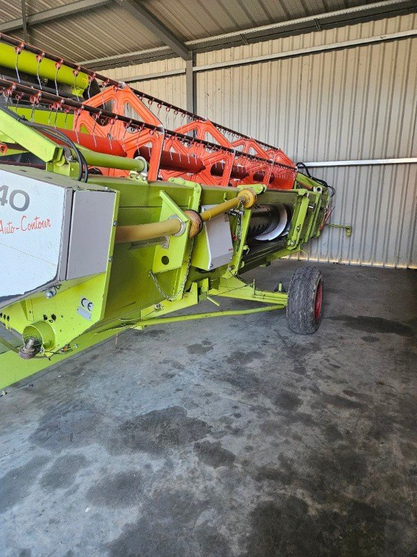 Mähdrescher of the type CLAAS Lexion 540, Gebrauchtmaschine in Domdidier (Picture 11)