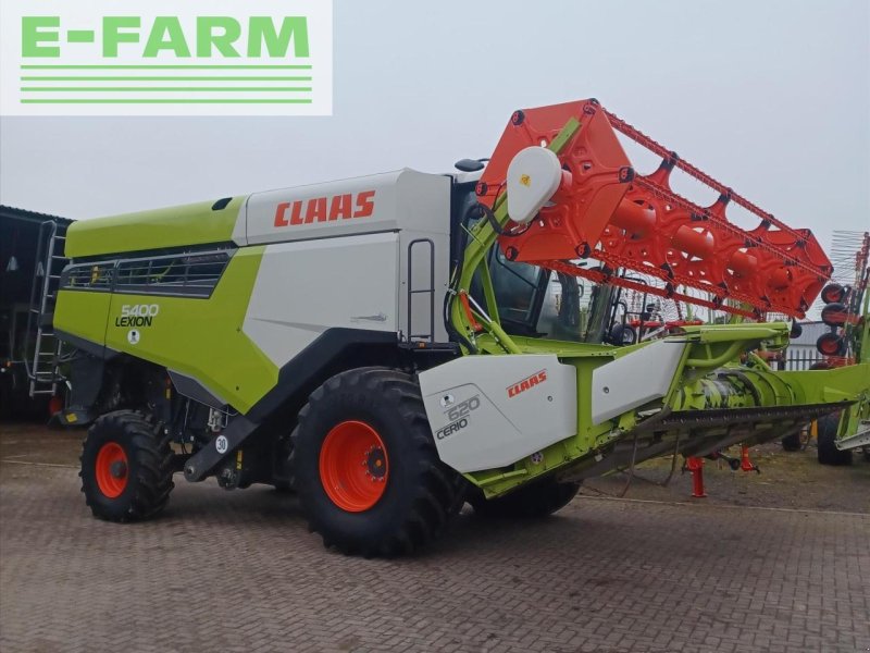 Mähdrescher of the type CLAAS LEXION 5400 4WD, Gebrauchtmaschine in PENRITH (Picture 1)