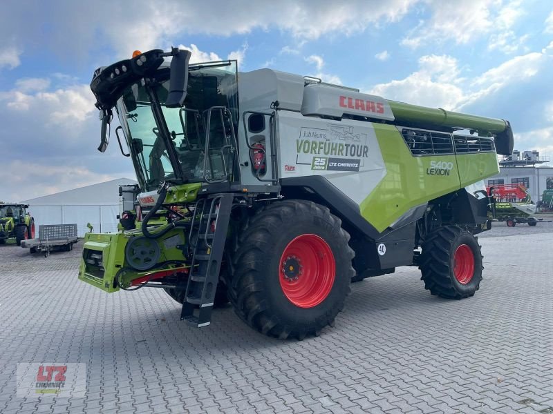 Mähdrescher des Typs CLAAS LEXION 5400 E5, Vorführmaschine in Hartmannsdorf (Bild 6)