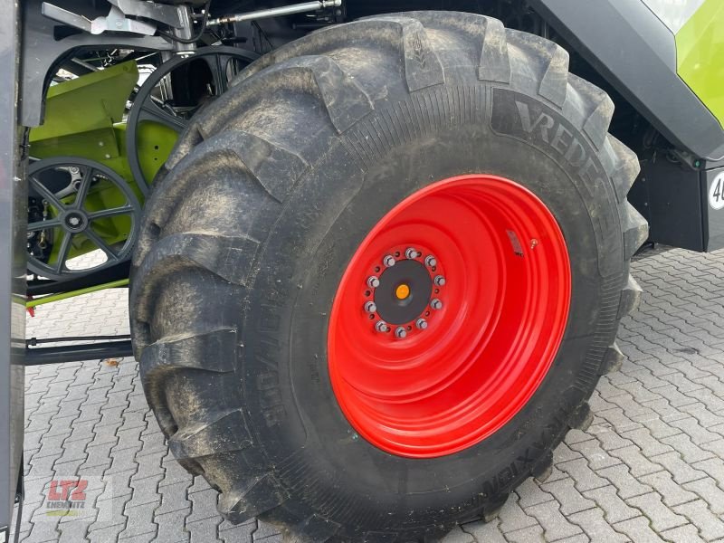 Mähdrescher des Typs CLAAS LEXION 5400 E5, Vorführmaschine in Hartmannsdorf (Bild 8)