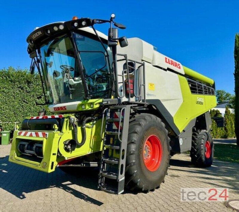 Mähdrescher tip CLAAS Lexion 5400 mit Schneidwerk, Vorführmaschine in Östringen (Poză 7)