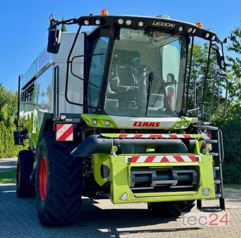 Mähdrescher tip CLAAS Lexion 5400 mit Schneidwerk, Vorführmaschine in Östringen (Poză 16)