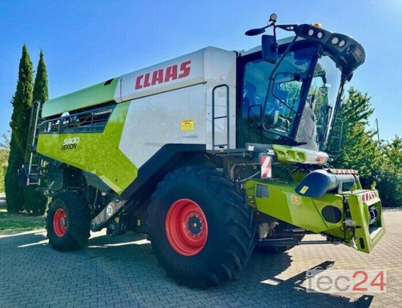Mähdrescher tip CLAAS Lexion 5400 mit Schneidwerk, Vorführmaschine in Östringen (Poză 9)