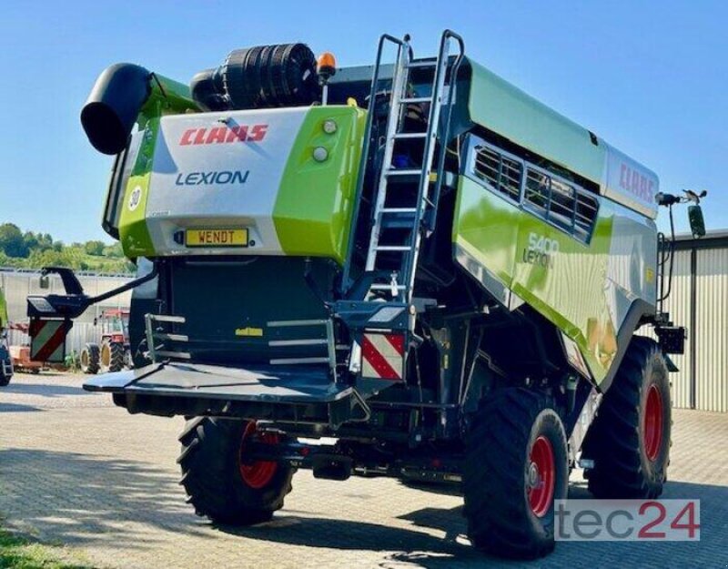 Mähdrescher tip CLAAS Lexion 5400 mit Schneidwerk, Vorführmaschine in Östringen (Poză 2)
