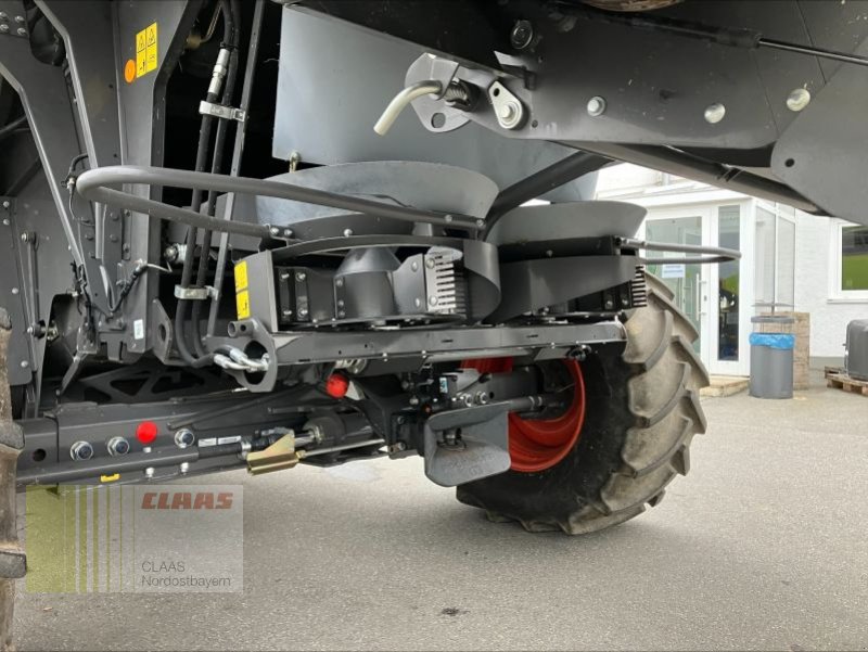 Mähdrescher Türe ait CLAAS LEXION 5400 + V770 RAPSMESSER, Gebrauchtmaschine içinde Cham (resim 21)