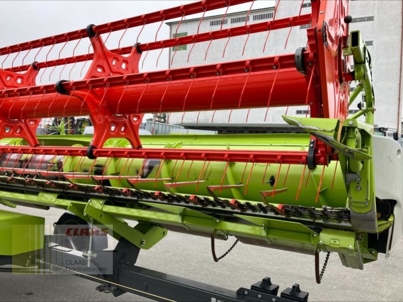 Mähdrescher Türe ait CLAAS LEXION 5400 + V770 RAPSMESSER, Gebrauchtmaschine içinde Cham (resim 12)