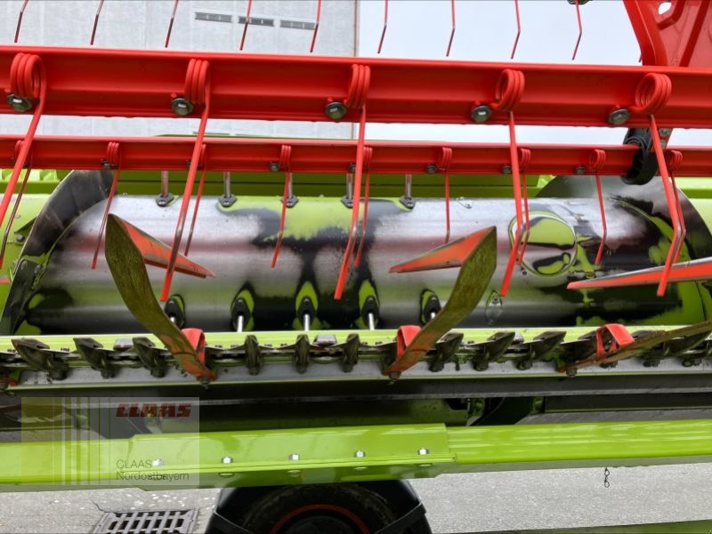 Mähdrescher Türe ait CLAAS LEXION 5400 + V770 RAPSMESSER, Gebrauchtmaschine içinde Cham (resim 14)