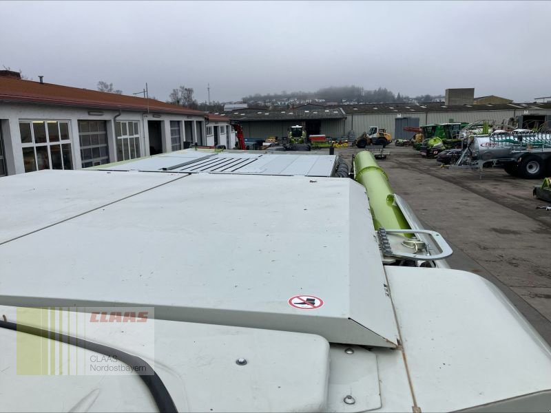 Mähdrescher Türe ait CLAAS LEXION 5400 + V770 RAPSMESSER, Gebrauchtmaschine içinde Cham (resim 29)