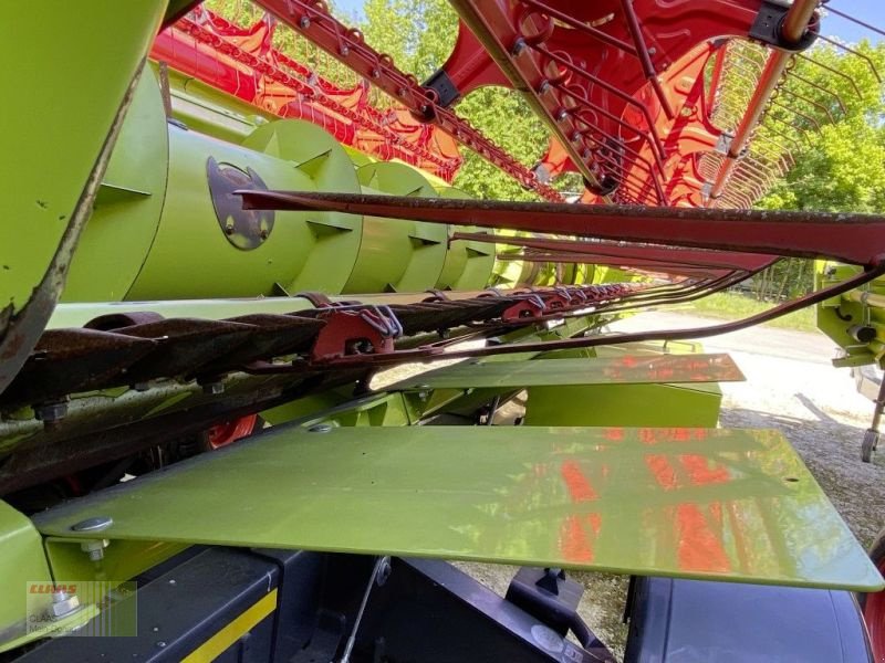 Mähdrescher des Typs CLAAS LEXION 5400, Gebrauchtmaschine in Vohburg (Bild 20)