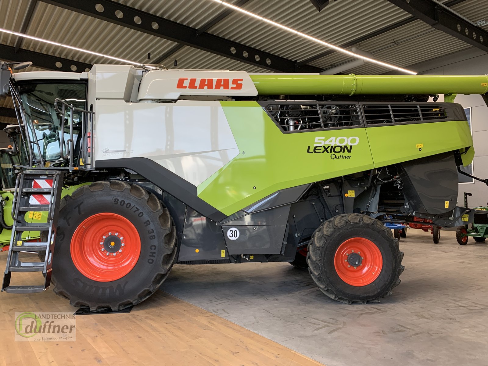 Mähdrescher tip CLAAS Lexion 5400, Gebrauchtmaschine in Hohentengen (Poză 4)