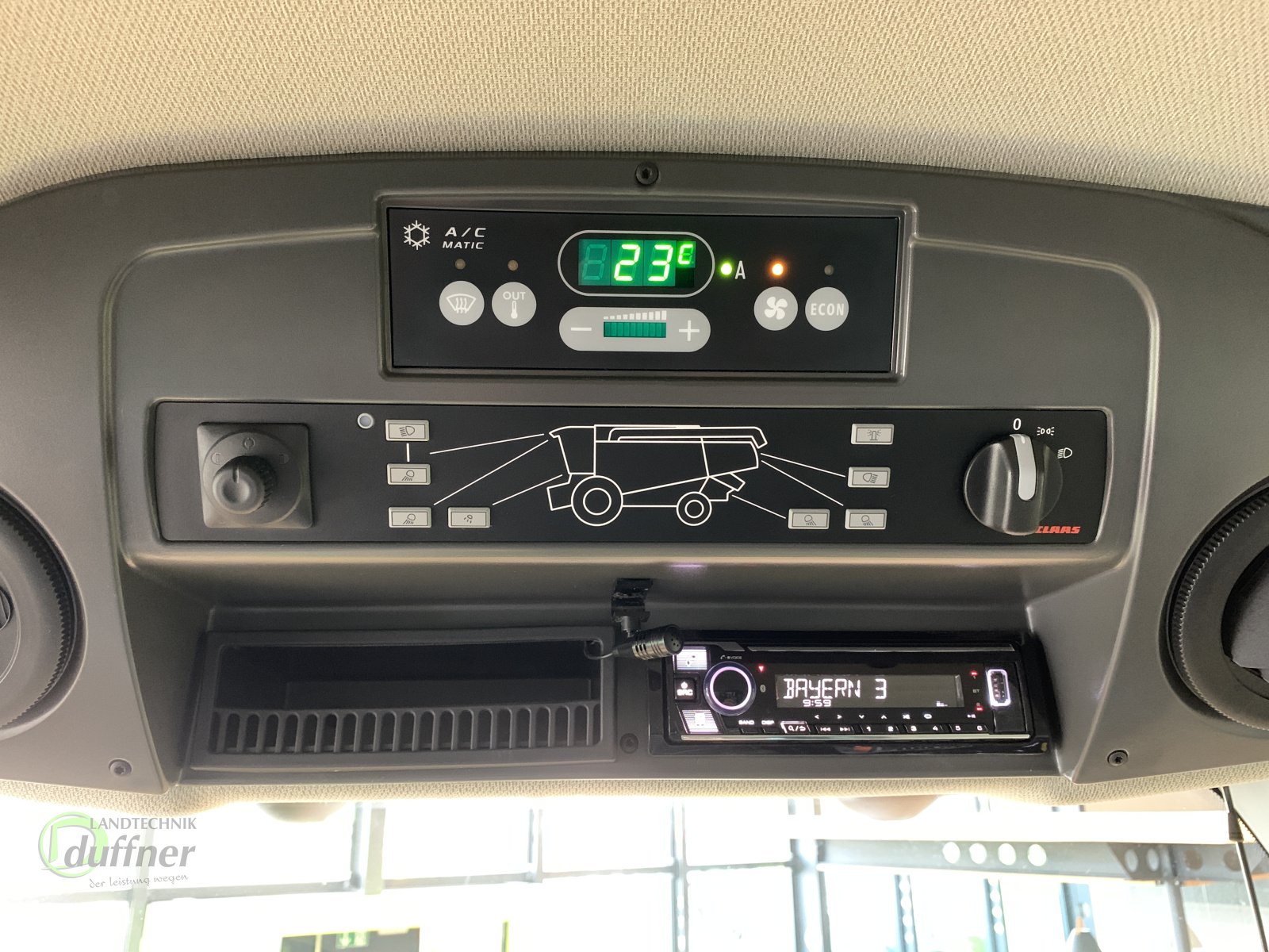 Mähdrescher tip CLAAS Lexion 5400, Gebrauchtmaschine in Hohentengen (Poză 6)