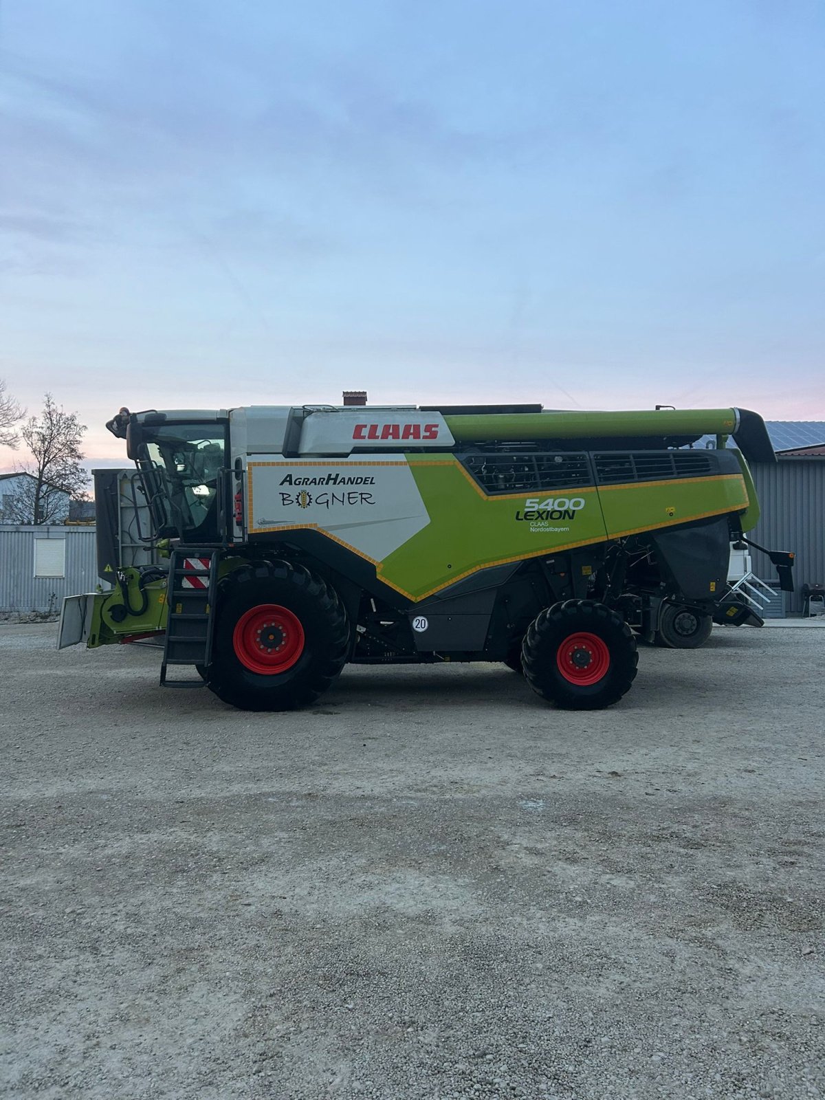 Mähdrescher of the type CLAAS Lexion 5400, Gebrauchtmaschine in Seubersdorf (Picture 7)