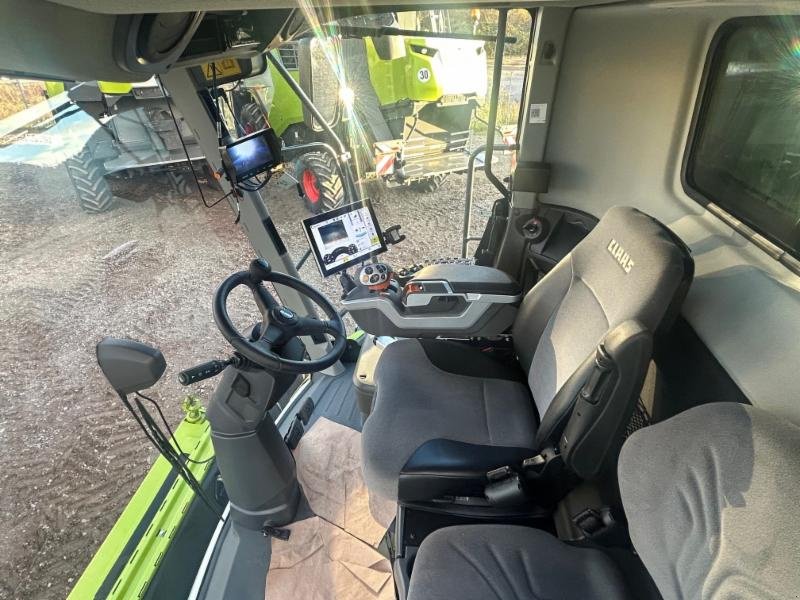 Mähdrescher of the type CLAAS LEXION 5400, Gebrauchtmaschine in Landsberg (Picture 5)