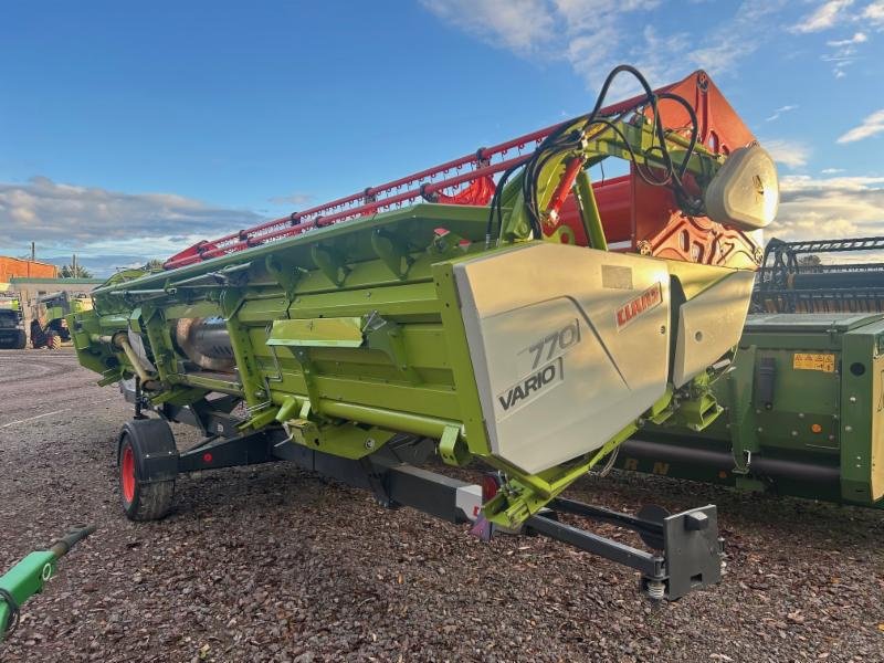 Mähdrescher of the type CLAAS LEXION 5400, Gebrauchtmaschine in Landsberg (Picture 10)