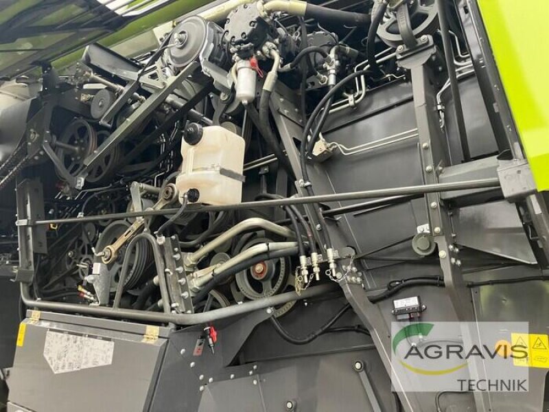 Mähdrescher typu CLAAS LEXION 5400, Gebrauchtmaschine v Fritzlar (Obrázek 18)