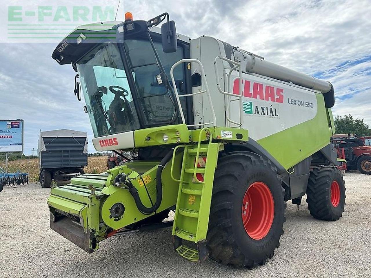 Mähdrescher du type CLAAS lexion 550, Gebrauchtmaschine en SZEGED (Photo 1)