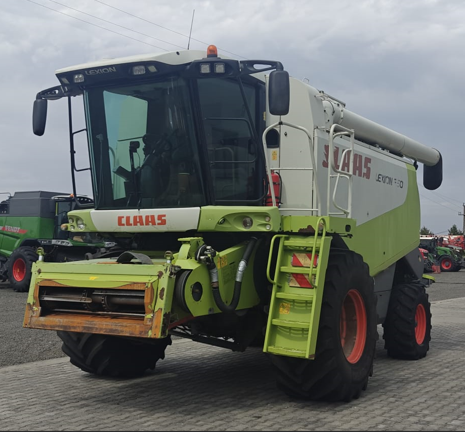 Mähdrescher del tipo CLAAS Lexion 550, Gebrauchtmaschine en Orţişoara (Imagen 2)