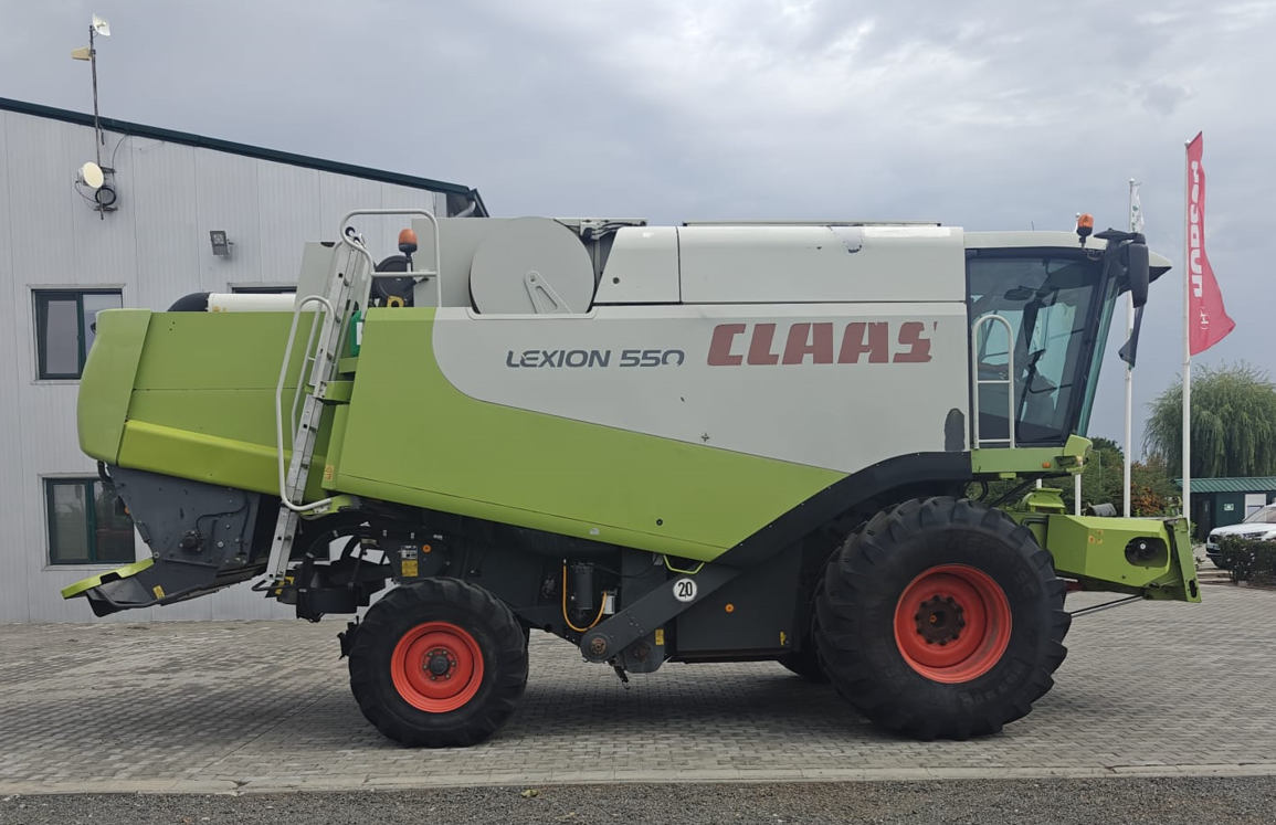 Mähdrescher del tipo CLAAS Lexion 550, Gebrauchtmaschine en Orţişoara (Imagen 3)