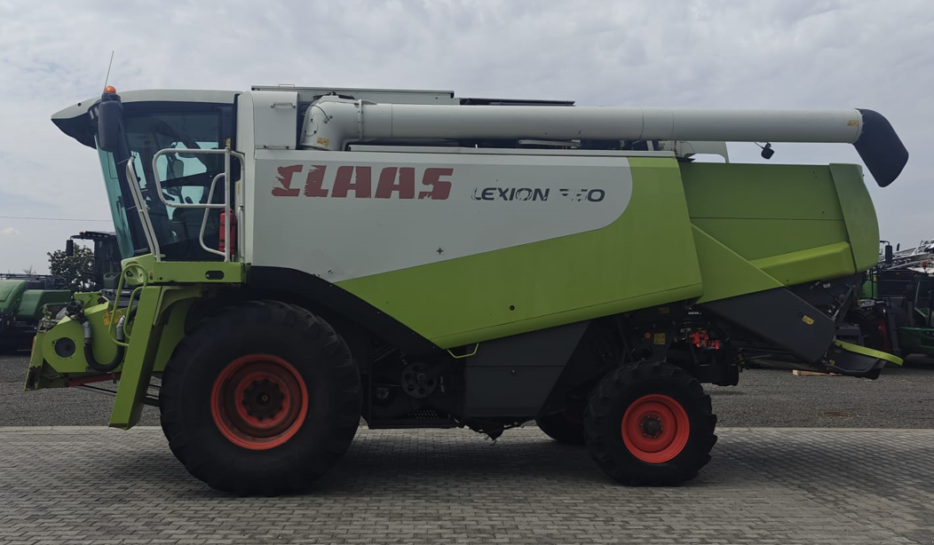 Mähdrescher del tipo CLAAS Lexion 550, Gebrauchtmaschine en Orţişoara (Imagen 4)