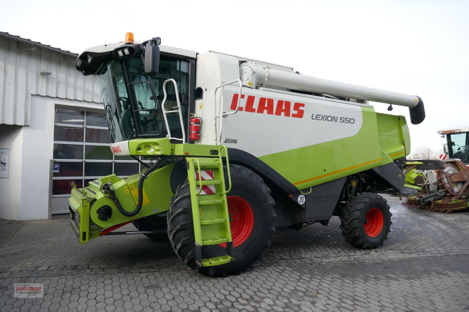 Mähdrescher typu CLAAS Lexion 550, Gebrauchtmaschine v Dorfen (Obrázek 1)