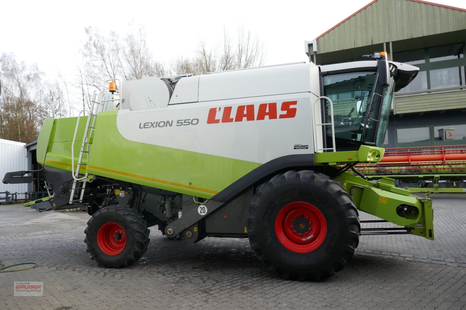 Mähdrescher typu CLAAS Lexion 550, Gebrauchtmaschine v Dorfen (Obrázek 4)