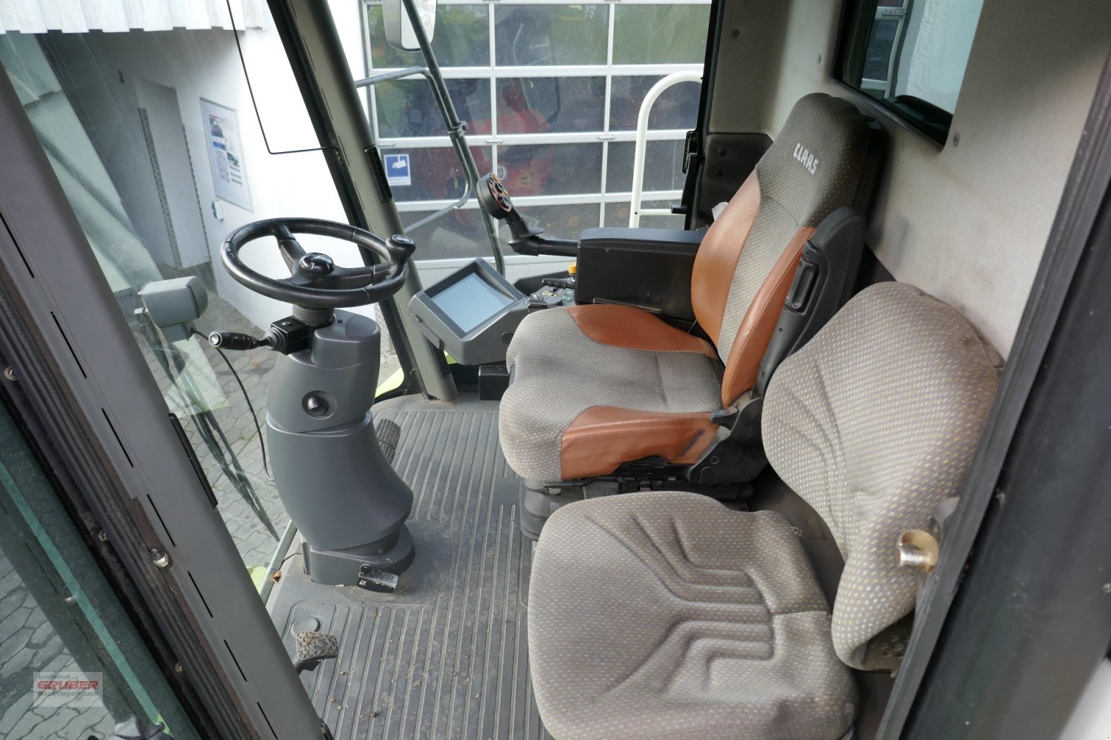 Mähdrescher typu CLAAS Lexion 550, Gebrauchtmaschine v Dorfen (Obrázek 17)