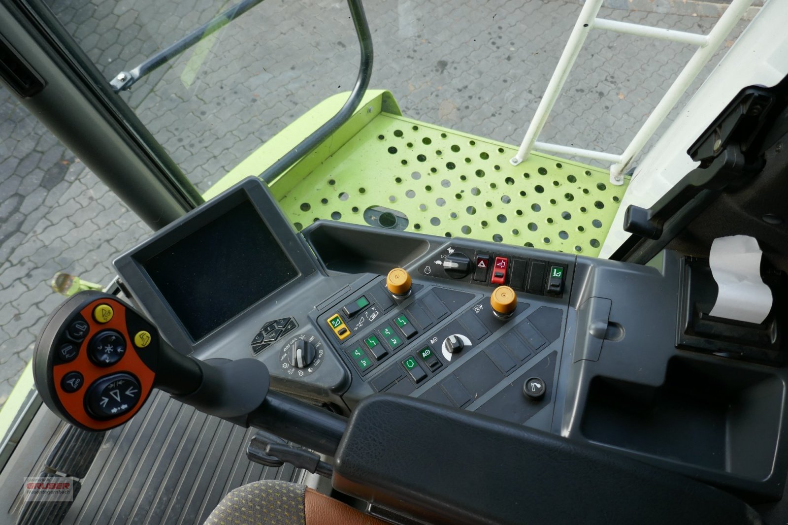 Mähdrescher typu CLAAS Lexion 550, Gebrauchtmaschine v Dorfen (Obrázek 18)