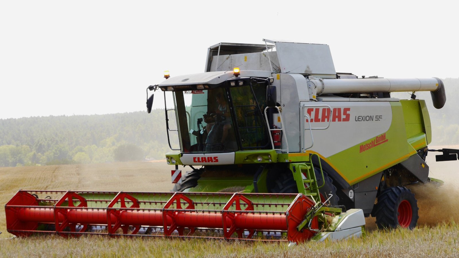 Mähdrescher del tipo CLAAS Lexion 550, Gebrauchtmaschine In Kümmersbruck (Immagine 1)