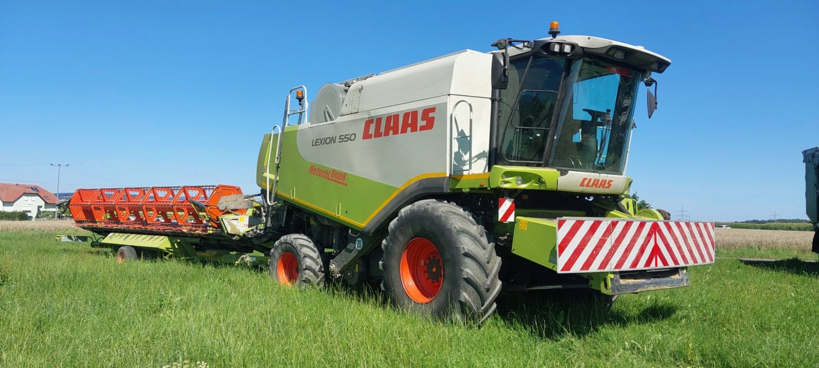 Mähdrescher del tipo CLAAS Lexion 550, Gebrauchtmaschine In Kümmersbruck (Immagine 3)