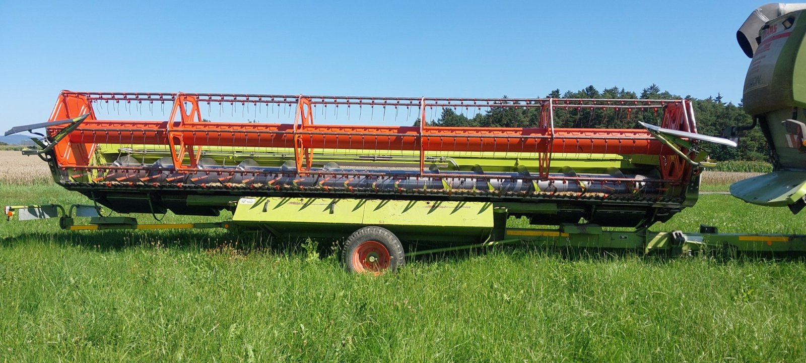 Mähdrescher del tipo CLAAS Lexion 550, Gebrauchtmaschine In Kümmersbruck (Immagine 5)