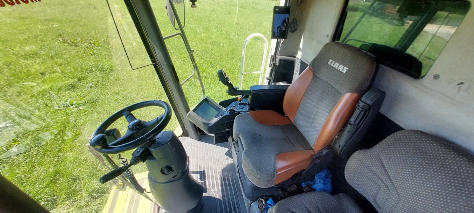 Mähdrescher del tipo CLAAS Lexion 550, Gebrauchtmaschine In Kümmersbruck (Immagine 8)