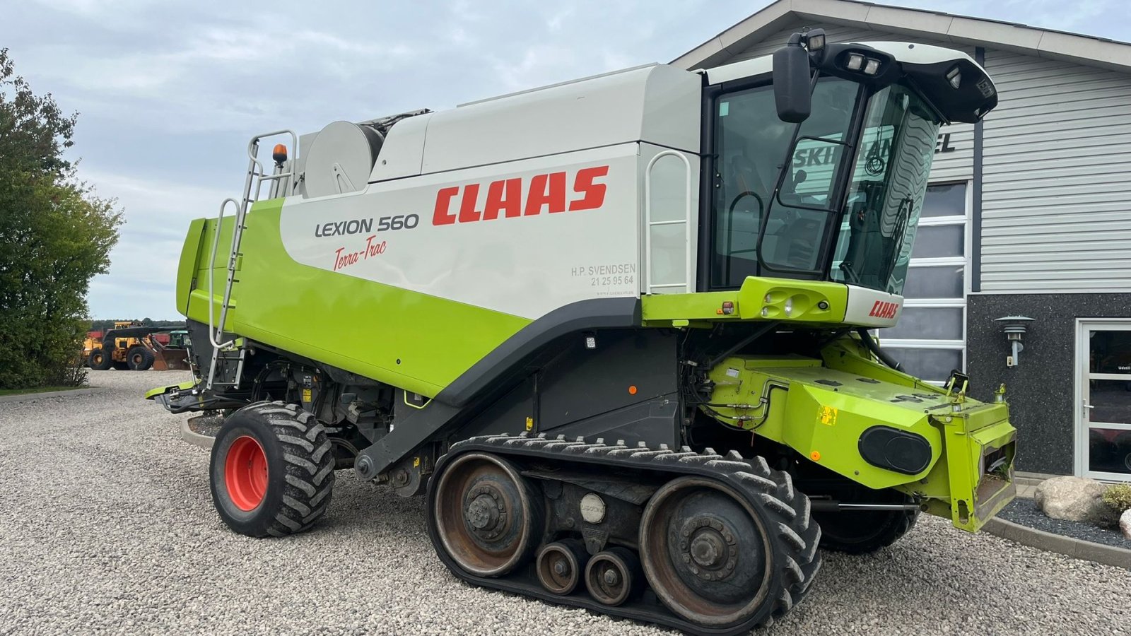 Mähdrescher des Typs CLAAS LEXION 560 Med ny bælter og 4wd, Gebrauchtmaschine in Lintrup (Bild 21)