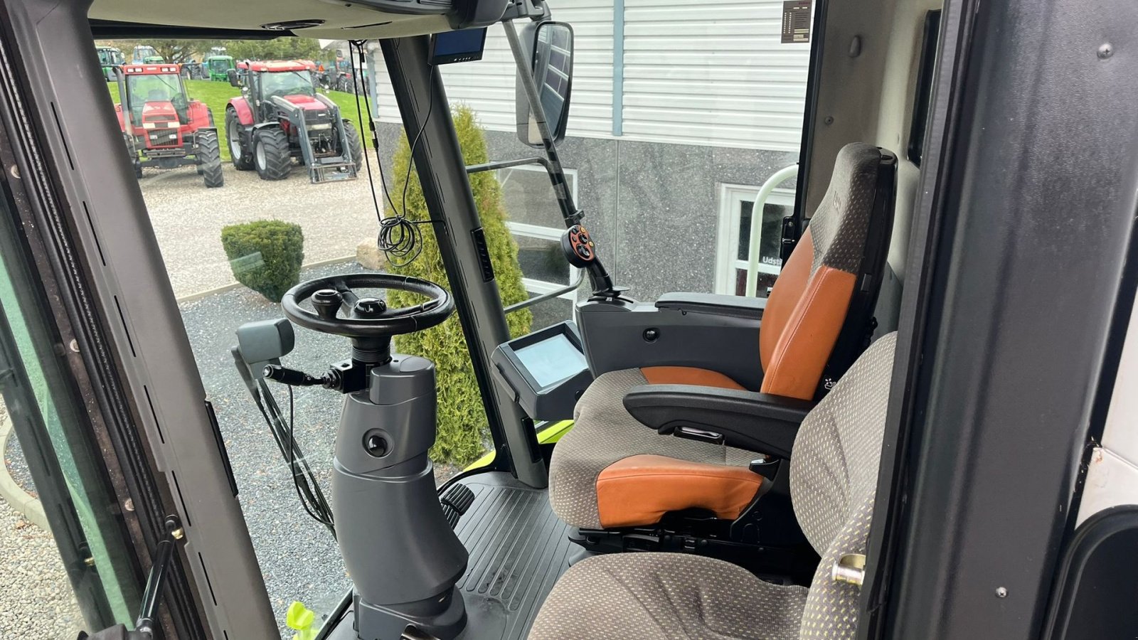 Mähdrescher del tipo CLAAS LEXION 560 Med ny bælter og 4wd, Gebrauchtmaschine en Lintrup (Imagen 7)