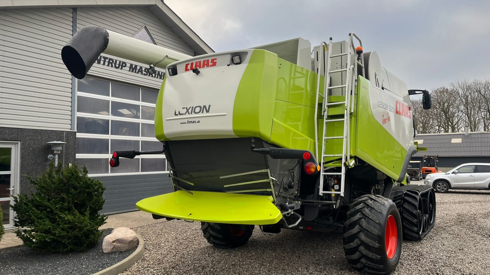 Mähdrescher del tipo CLAAS LEXION 560 Med ny bælter og 4wd, Gebrauchtmaschine en Lintrup (Imagen 21)