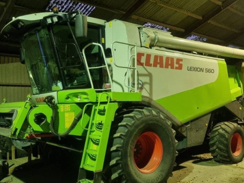 Mähdrescher des Typs CLAAS Lexion 560, Gebrauchtmaschine in Ringe (Bild 1)
