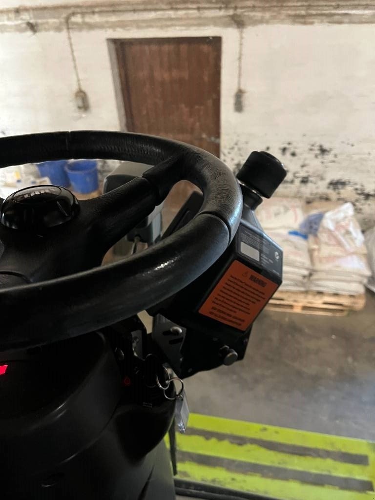 Mähdrescher of the type CLAAS Lexion 560, Gebrauchtmaschine in Mern (Picture 5)