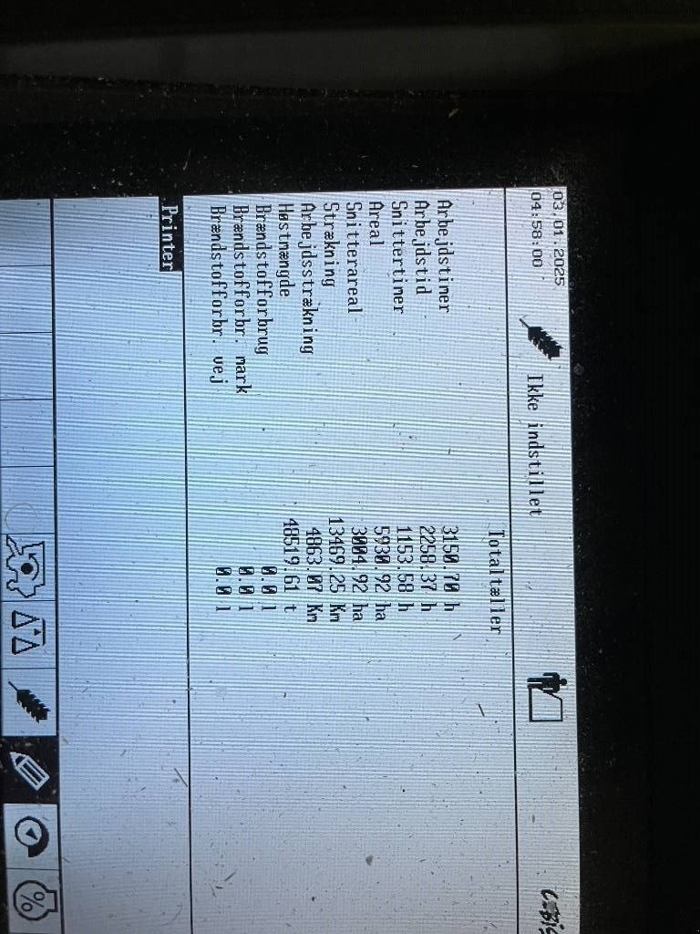 Mähdrescher of the type CLAAS Lexion 560, Gebrauchtmaschine in Mern (Picture 4)