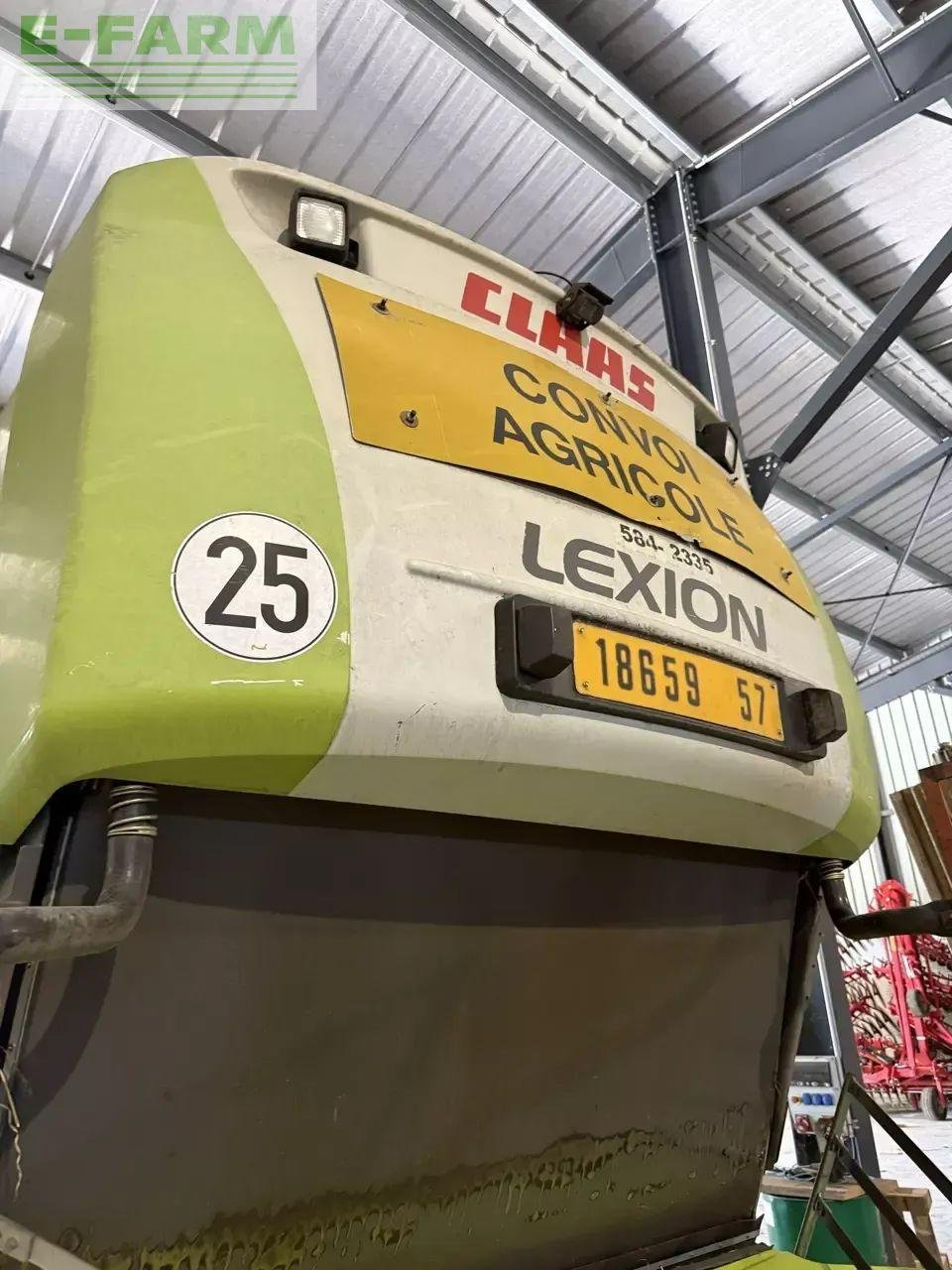 Mähdrescher of the type CLAAS lexion 560, Gebrauchtmaschine in CHAUVONCOURT (Picture 6)
